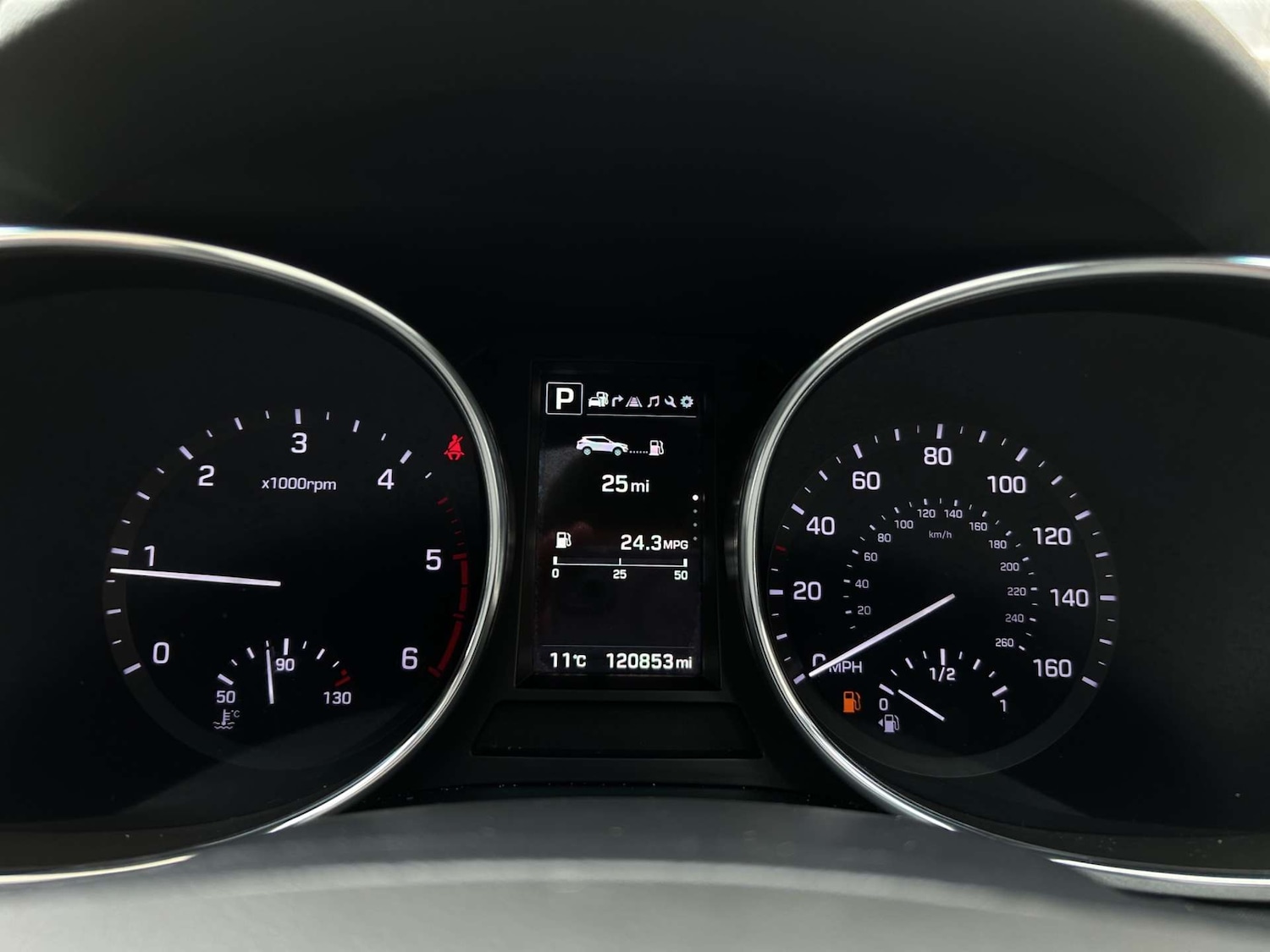 Used Hyundai Santa Fe 2017 for sale - 78124711: Photo 30