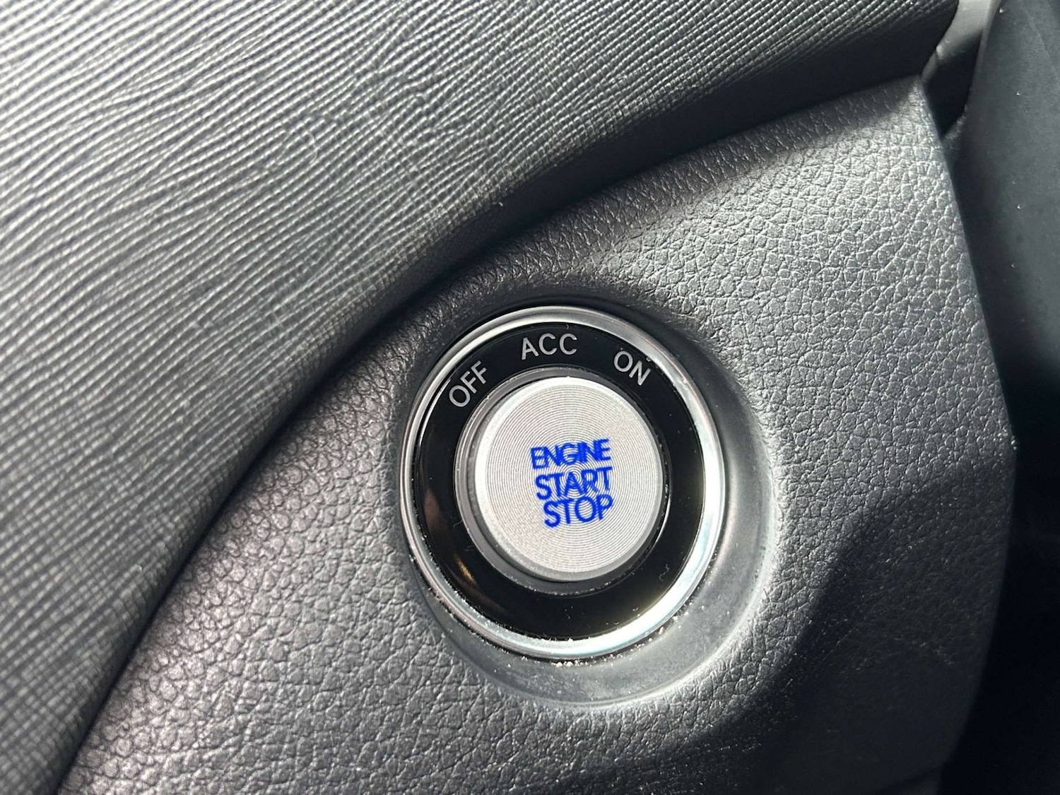 Used Hyundai Santa Fe 2017 for sale - 78124711: Photo 50