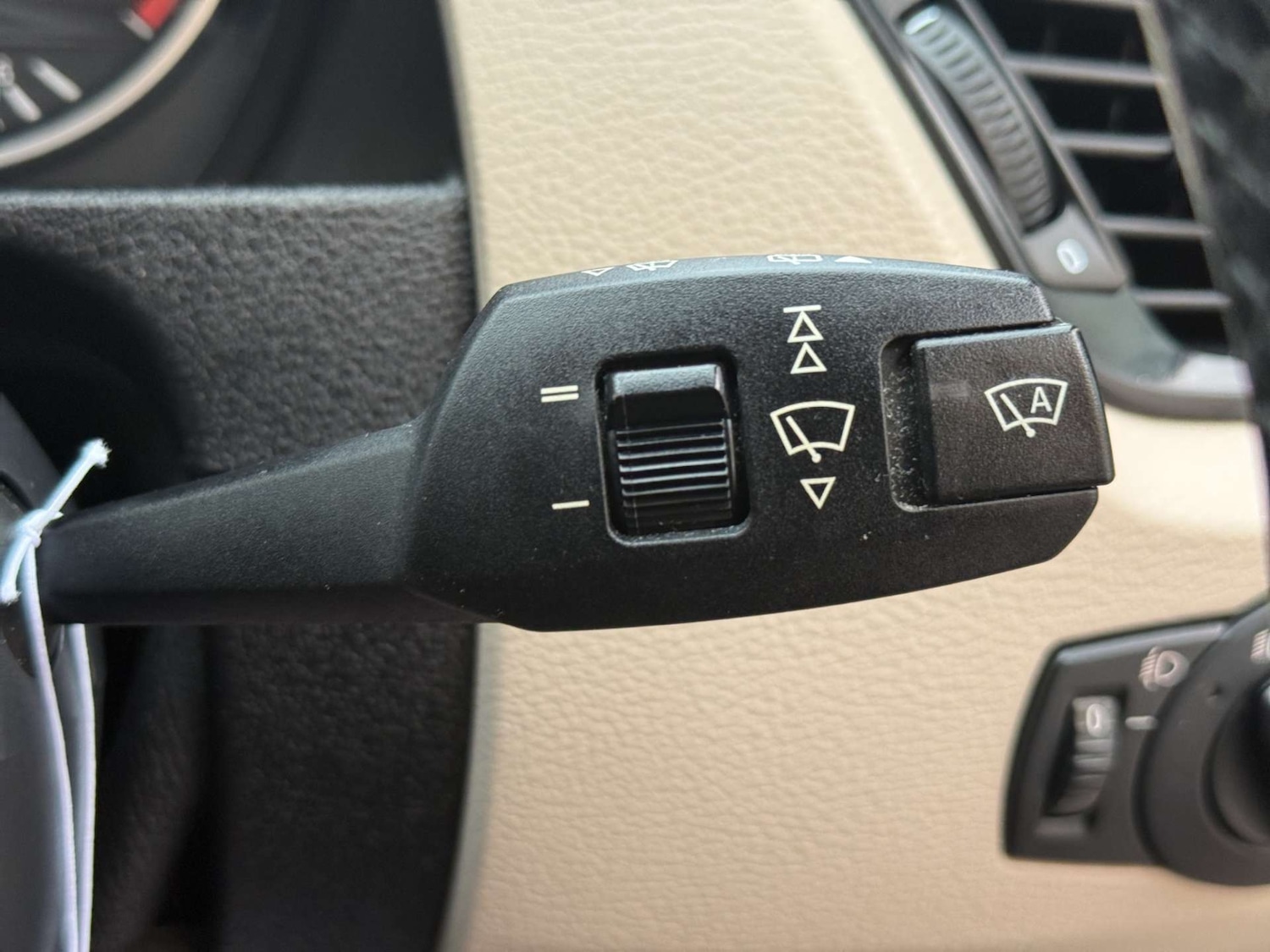 Used BMW X1 2015 for sale - 76509318: Photo 49