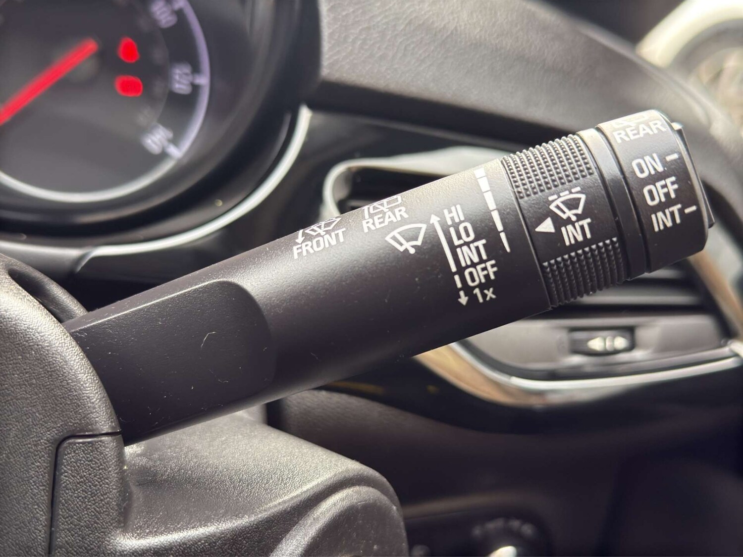 Used Vauxhall Corsa 2015 for sale - 76275281: Photo 30