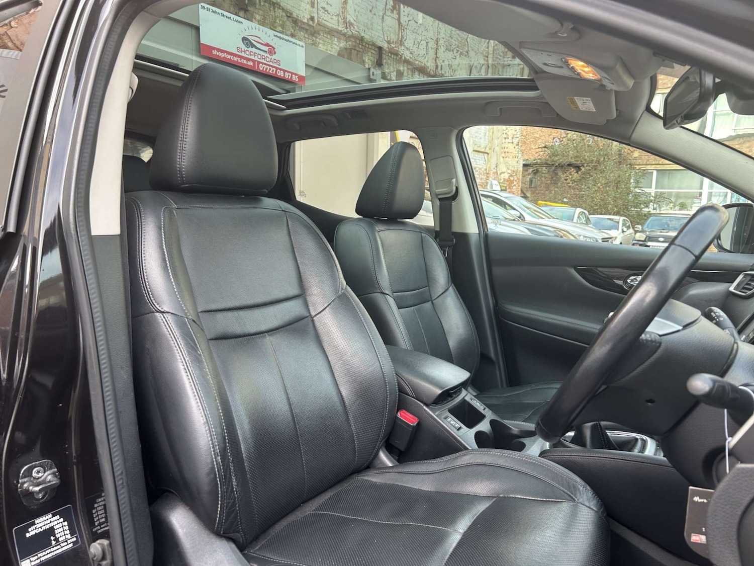 Used Nissan Qashqai 2017 for sale - 77735050: Photo 18