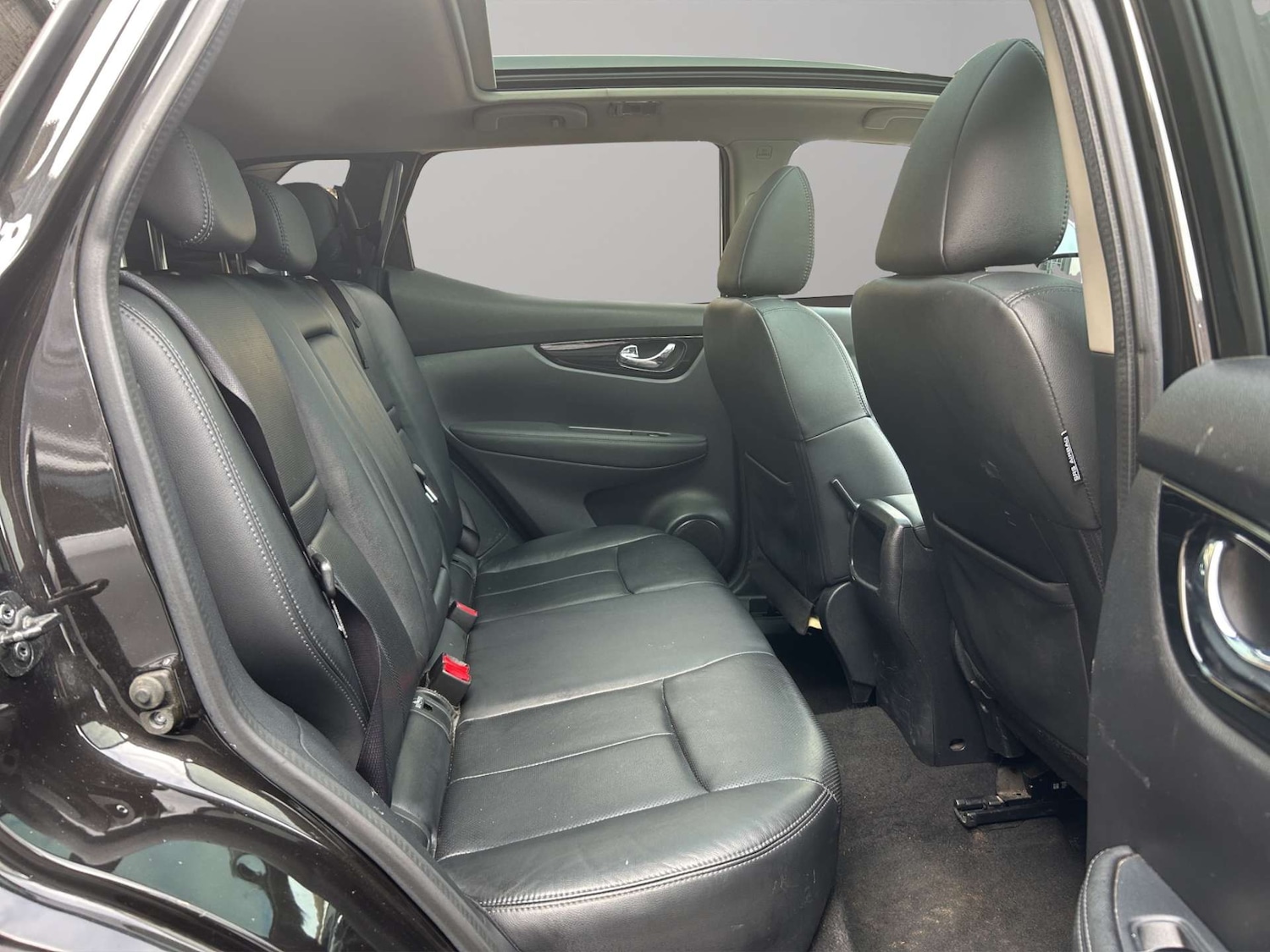 Used Nissan Qashqai 2017 for sale - 77735050: Photo 19