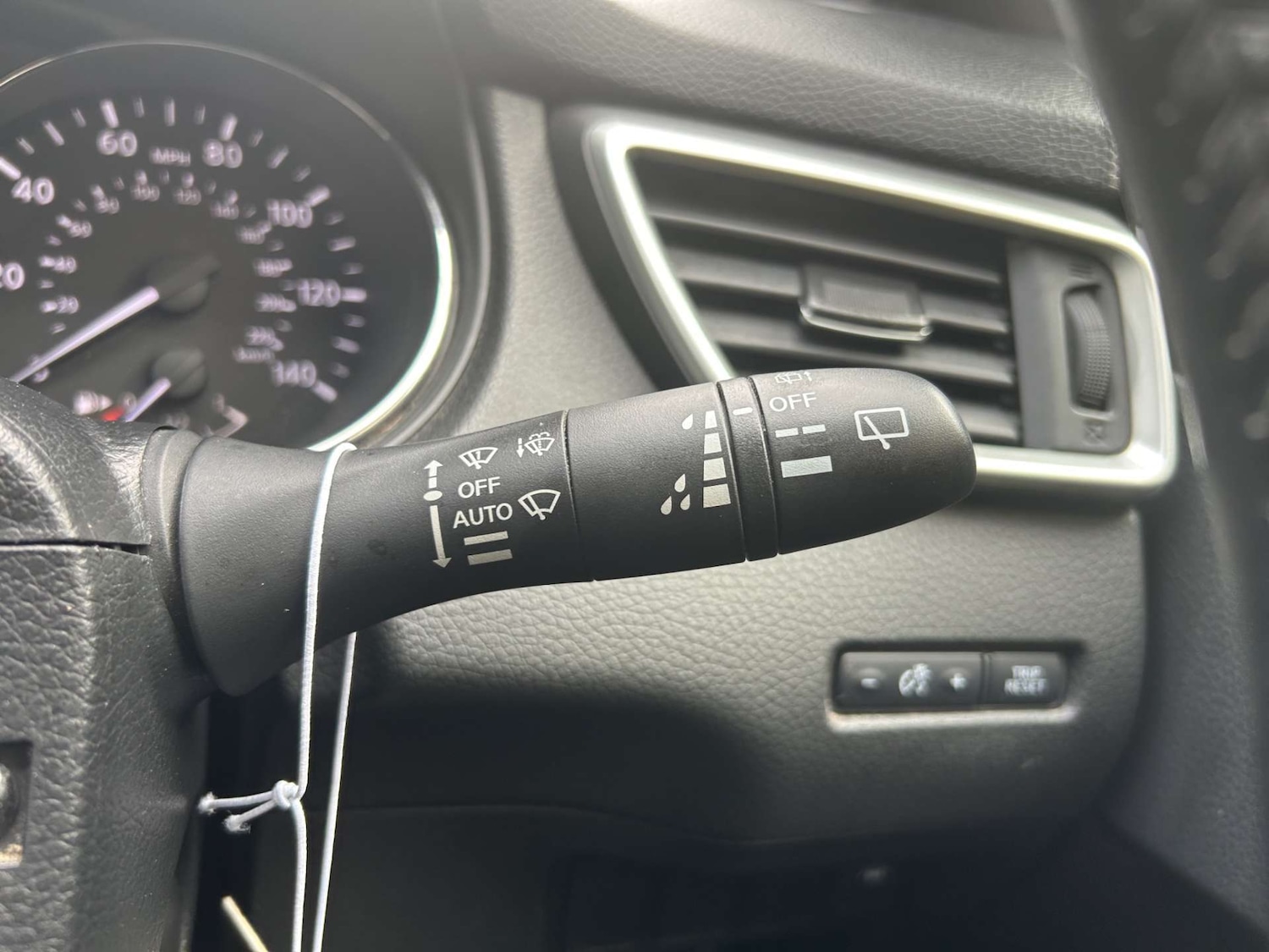 Used Nissan Qashqai 2017 for sale - 77735050: Photo 32