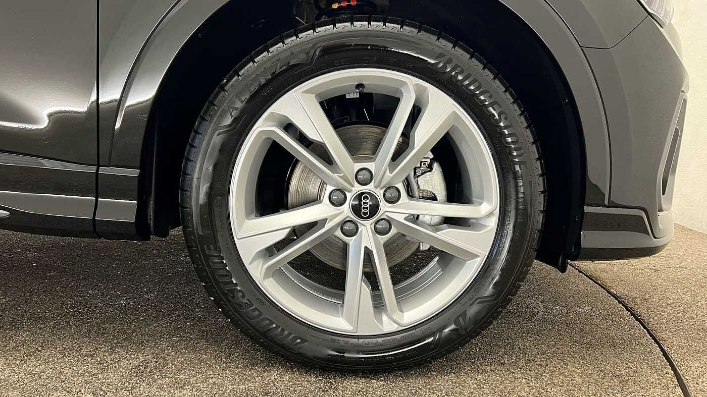 Used Audi Q3 2025 for sale - 76679777: Photo 5