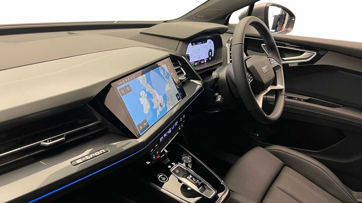 Used Audi Q4 e-tron 2025 for sale - 76678024: Photo 2