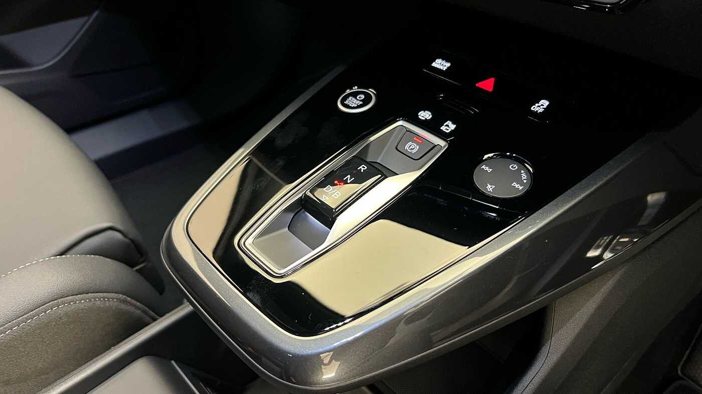 Used Audi Q4 e-tron 2025 for sale - 76679900: Photo 14