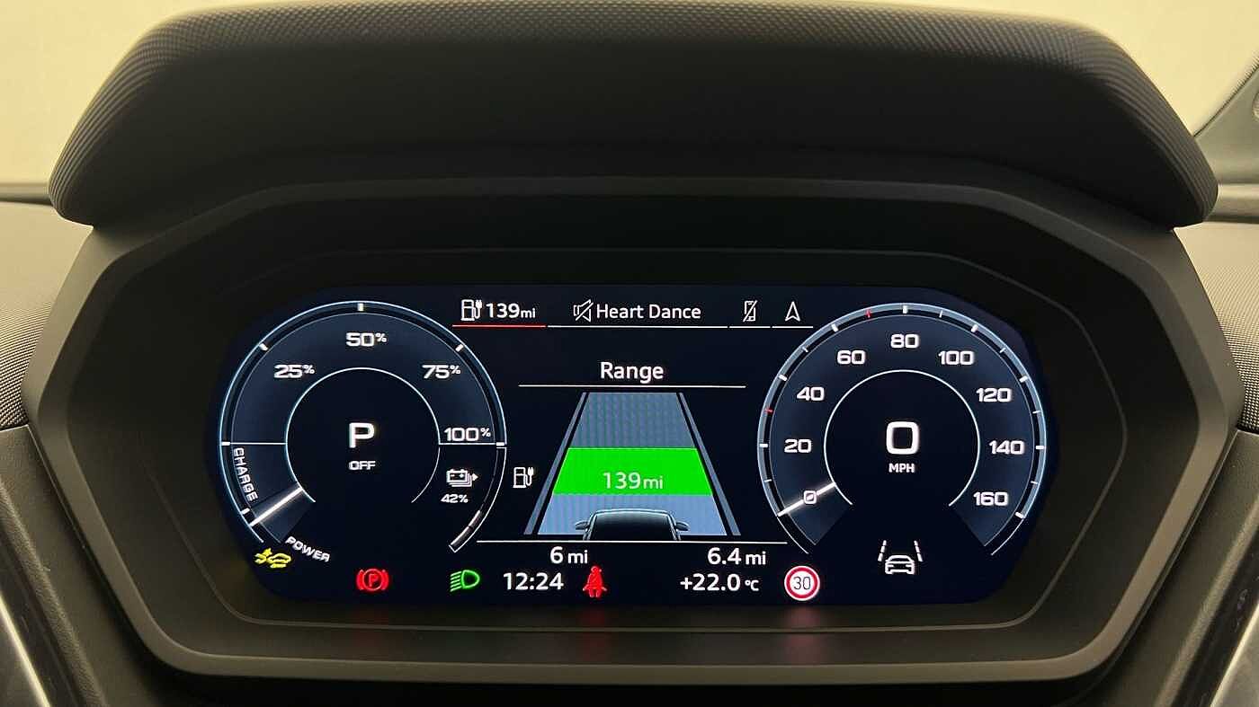 Used Audi Q4 e-tron 2025 for sale - 76679665: Photo 11