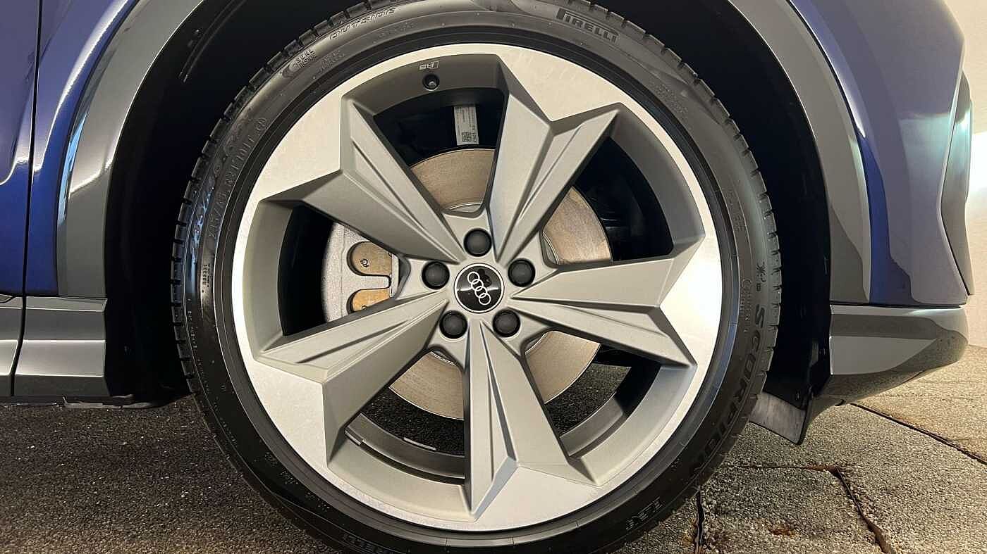 Used Audi Q4 e-tron 2025 for sale - 76679665: Photo 5