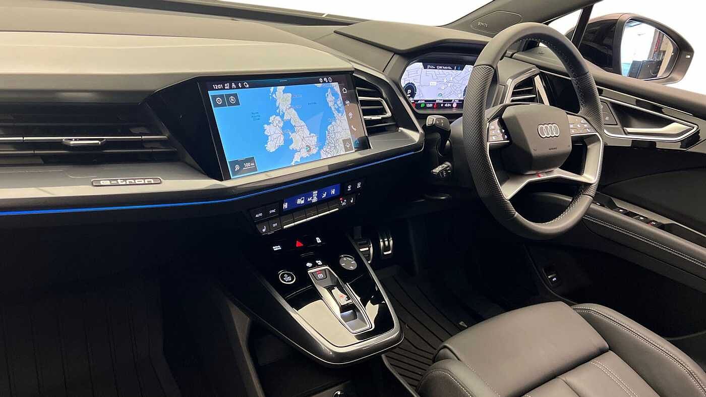 Used Audi Q4 e-tron 2025 for sale - 77032573: Photo 2