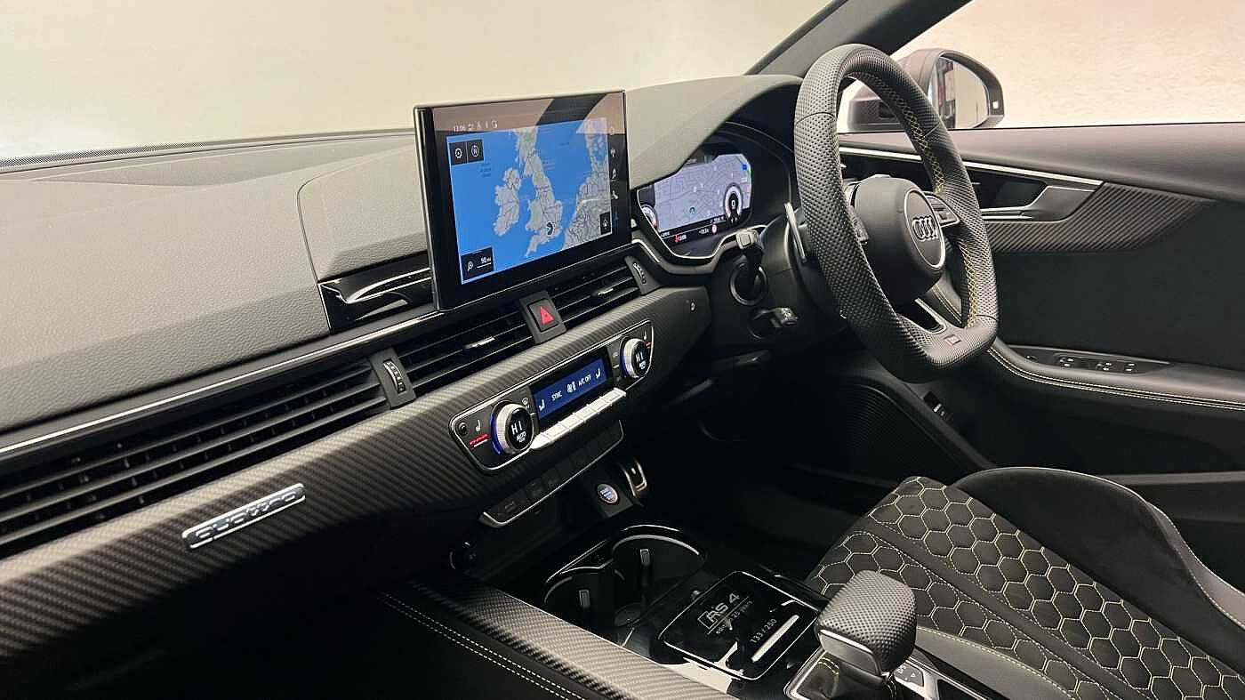 Used Audi RS4 2025 for sale - 76679154: Photo 2