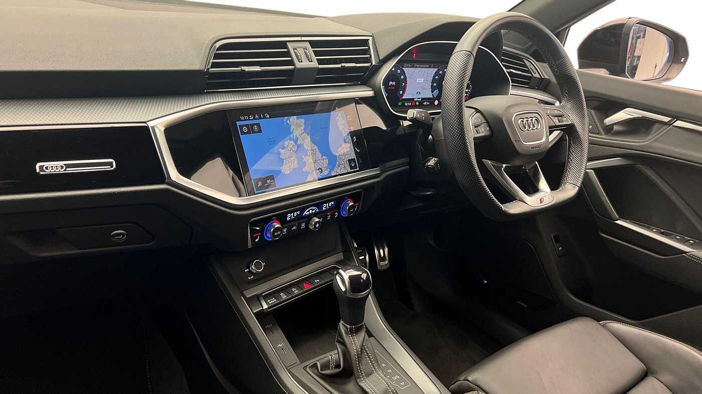 Used Audi Q3 2022 for sale - 76674898: Photo 2