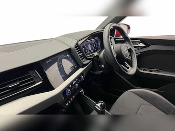 Used Audi A1 2020 for sale - 76680917: Photo