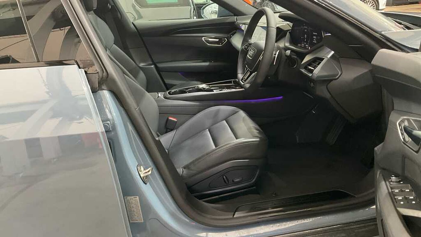 Used Audi e-tron GT 2023 for sale - 76676541: Photo 9