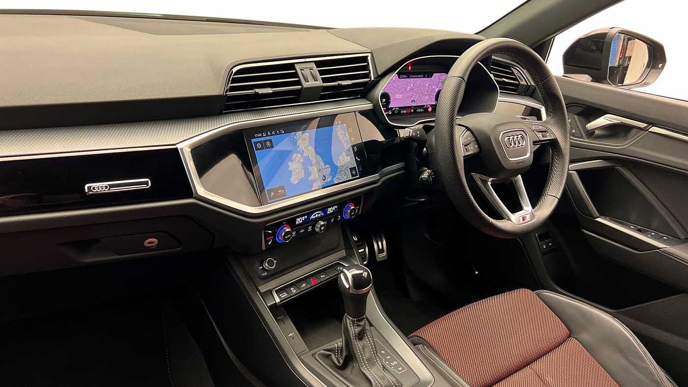 Used Audi Q3 2022 for sale - 76675182: Photo 2