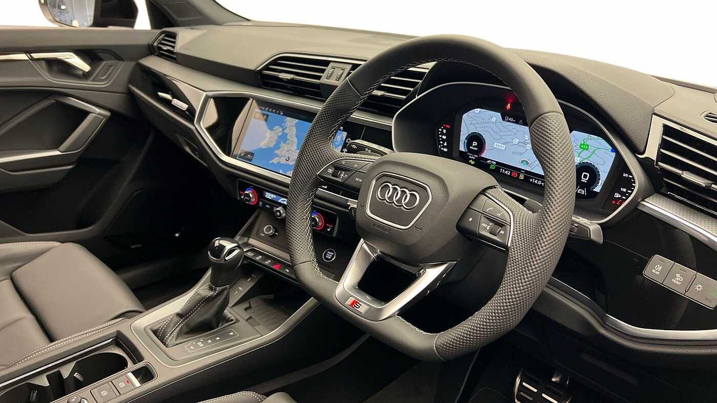 Used Audi Q3 2025 for sale - 76678764: Photo 6