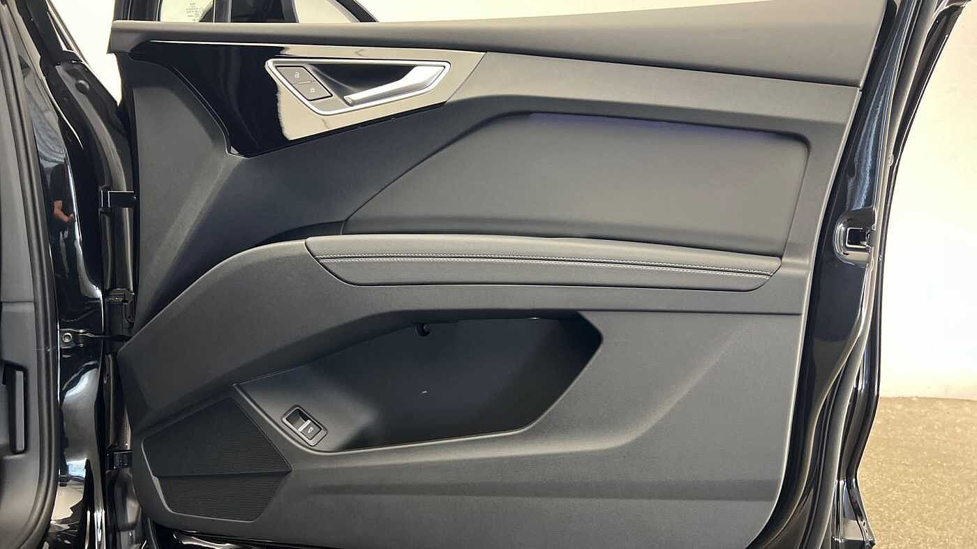 Used Audi Q4 e-tron 2025 for sale - 76678099: Photo 25