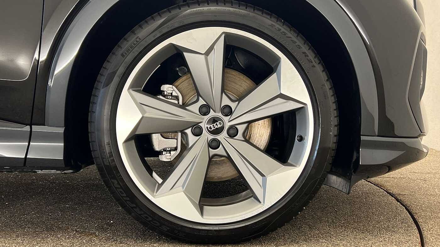 Used Audi Q4 e-tron 2025 for sale - 76678099: Photo 5