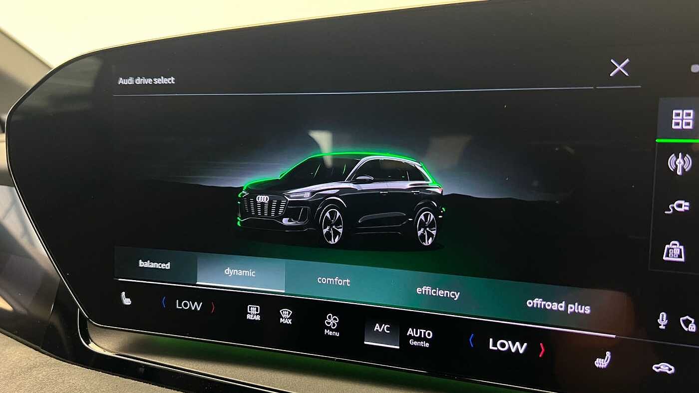 Used Audi Q6 e-tron 2024 for sale - 76677341: Photo 19