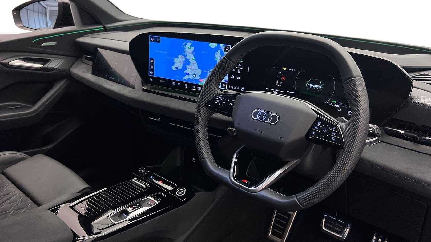 Used Audi Q6 e-tron 2024 for sale - 76677341: Photo 6