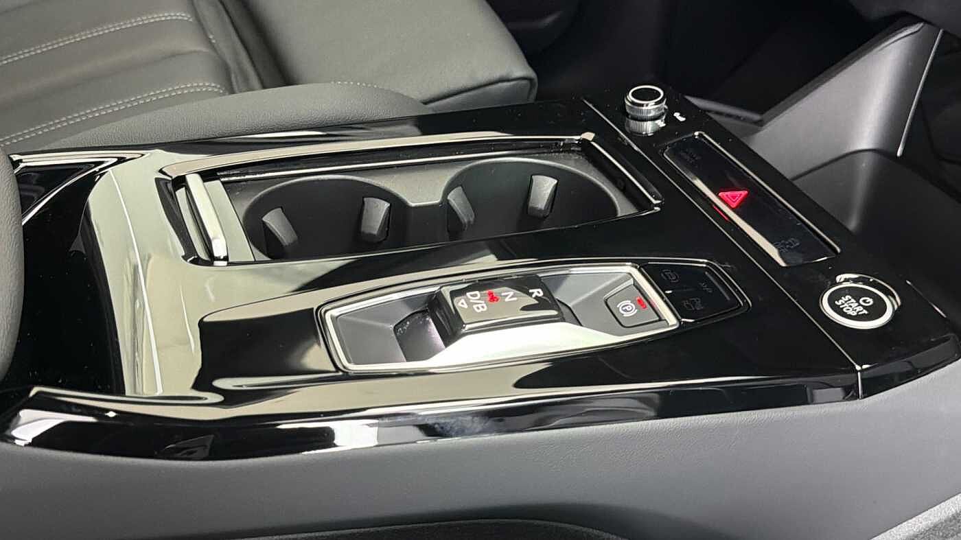 Used Audi Q6 e-tron 2024 for sale - 76877840: Photo 15