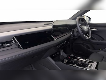 Used Audi Q6 e-tron 2024 for sale - 76877840: Photo