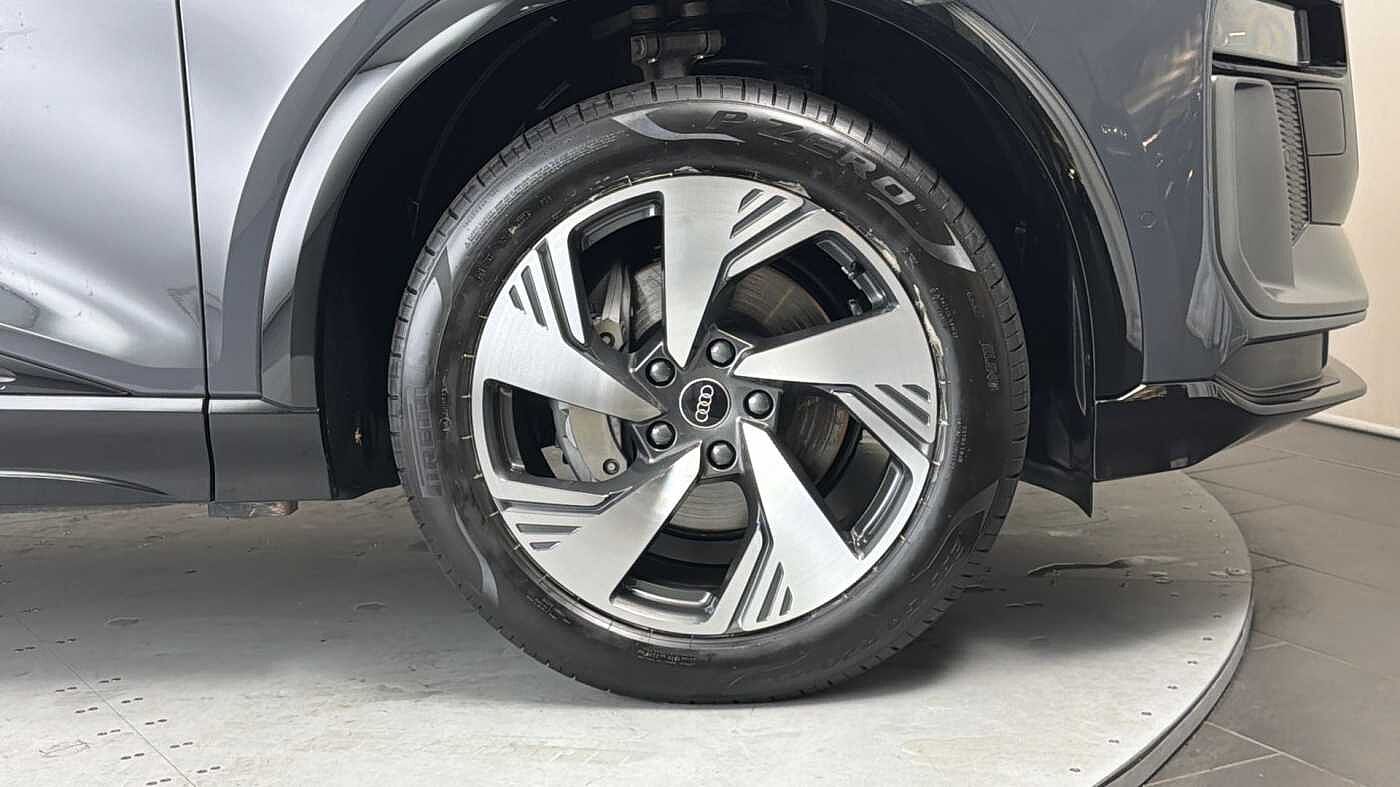 Used Audi Q6 e-tron 2024 for sale - 76877840: Photo 5