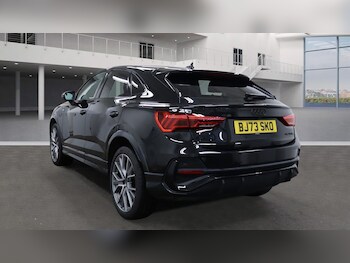 Used Audi Q3 2023 for sale - 77000823: Photo