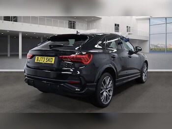 Used Audi Q3 2023 for sale - 77000823: Photo