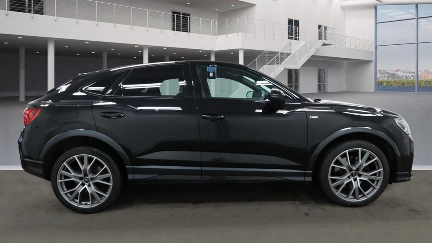 Used Audi Q3 2023 for sale - 77000823: Photo 5