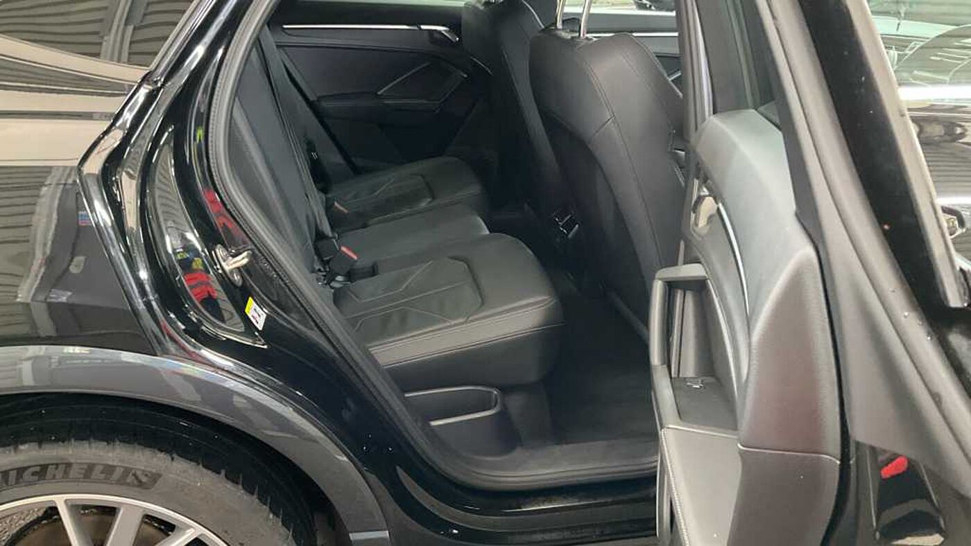 Used Audi Q3 2023 for sale - 77000823: Photo 7