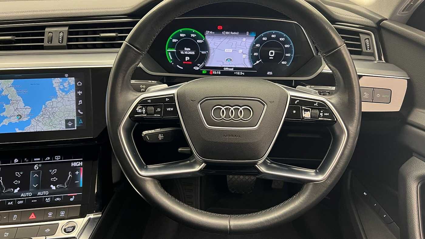 Used Audi e-tron 2021 for sale - 76681079: Photo 10