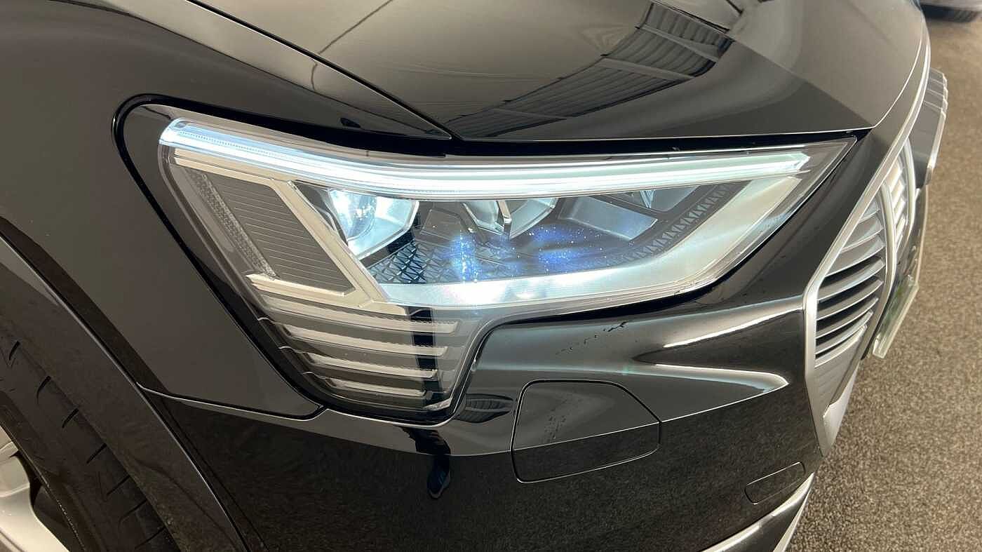 Used Audi e-tron 2021 for sale - 76681079: Photo 24