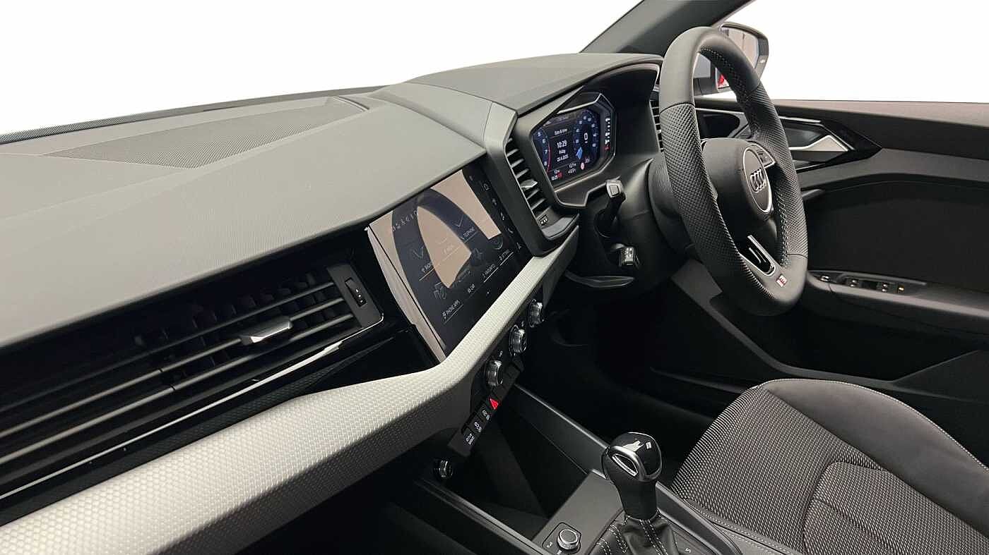 Used Audi A1 2025 for sale - 76679215: Photo 2