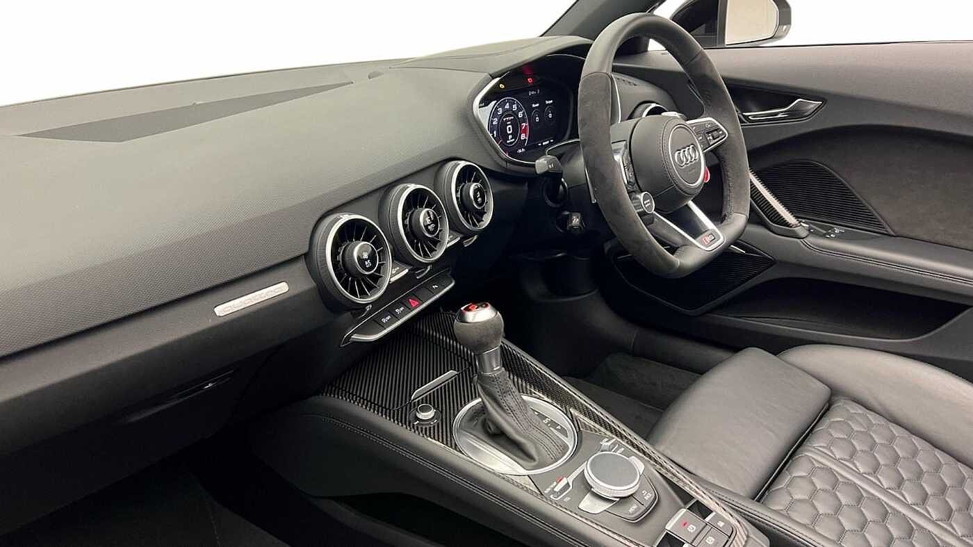 Used Audi TT 2022 for sale - 76674165: Photo 2