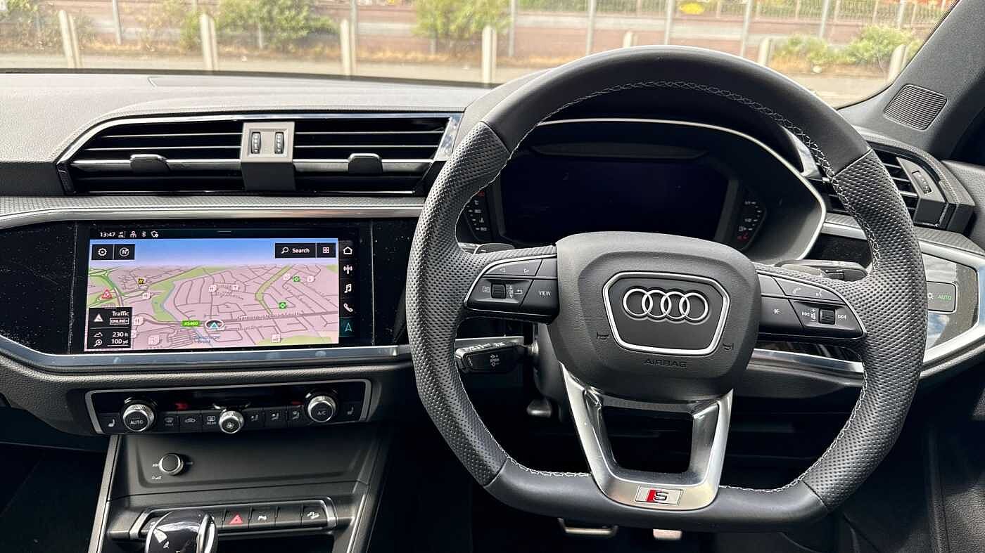 Used Audi Q3 2023 for sale - 76675764: Photo 10