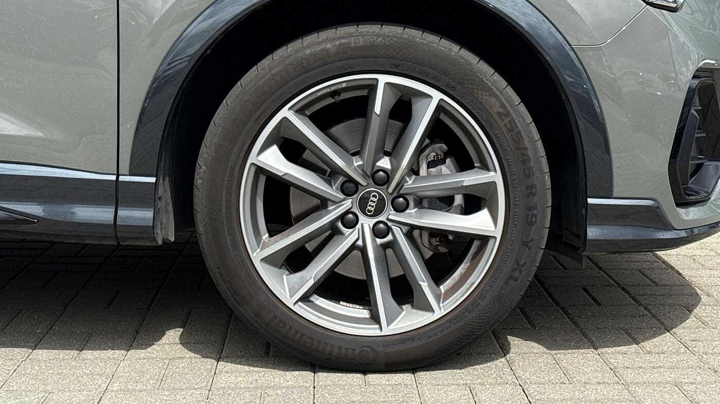 Used Audi Q3 2023 for sale - 76675764: Photo 5