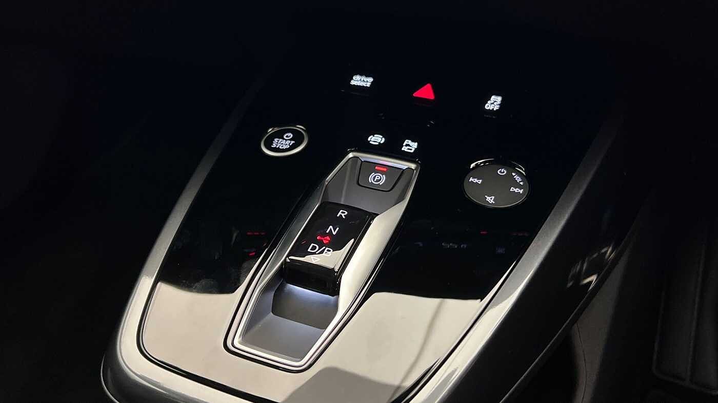 Used Audi Q4 e-tron 2025 for sale - 76678762: Photo 14