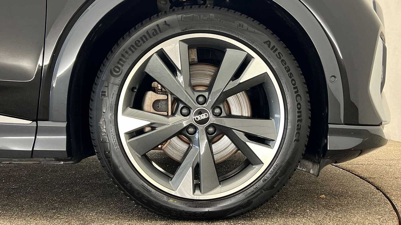 Used Audi Q4 e-tron 2022 for sale - 76674970: Photo 5