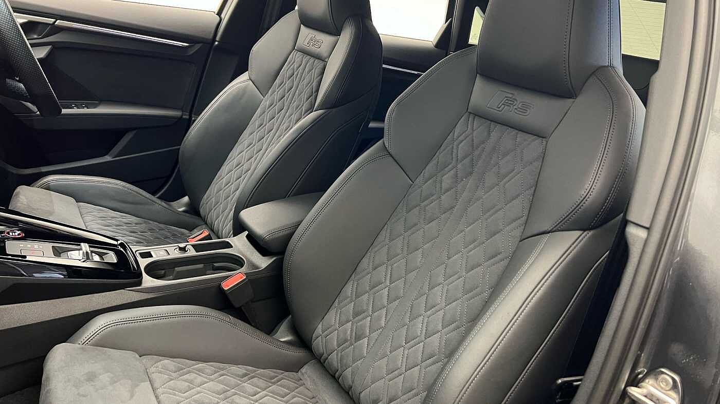 Used Audi RS3 2023 for sale - 76675437: Photo 15