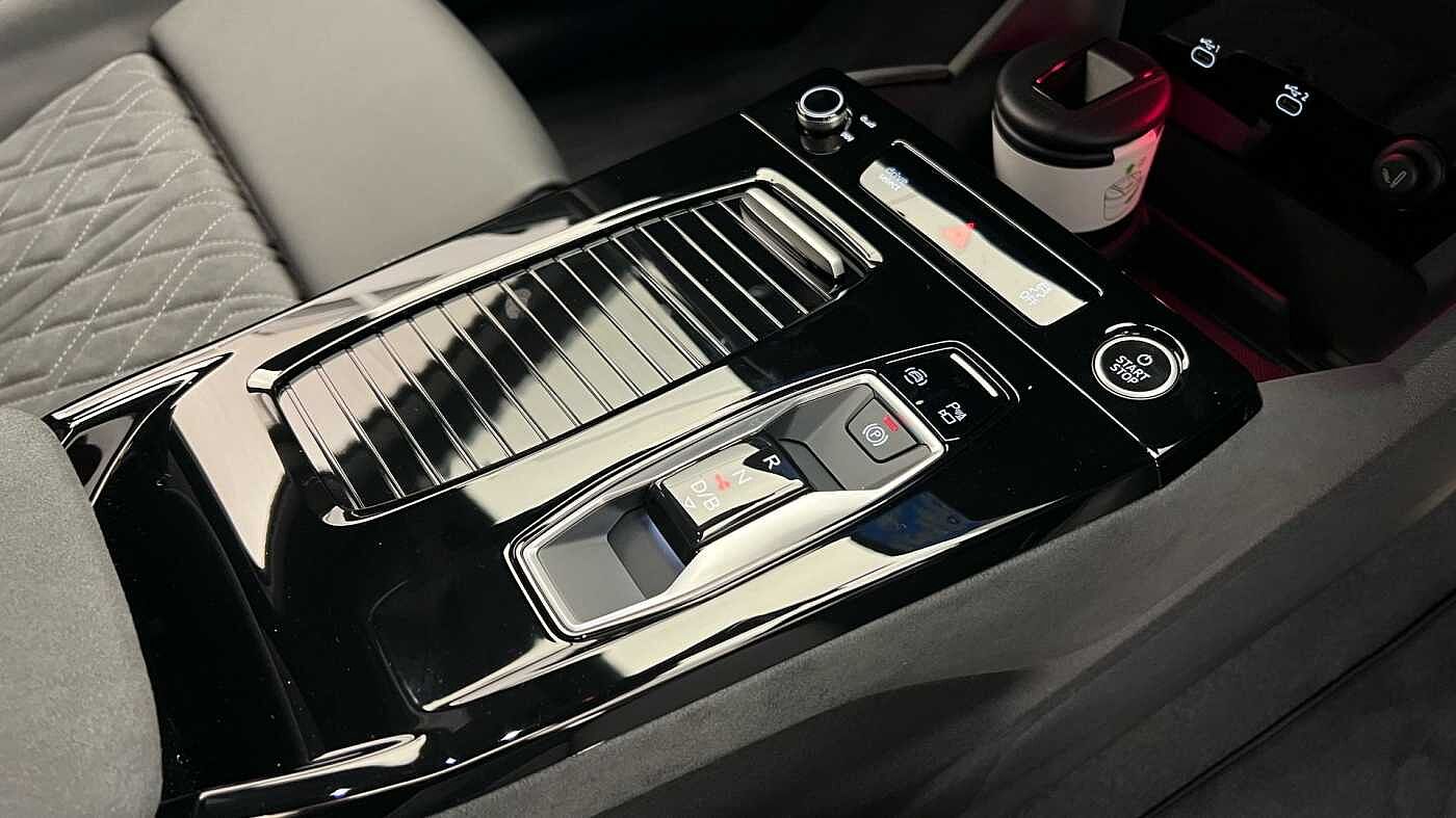 Used Audi Q6 e-tron 2025 for sale - 76680024: Photo 14