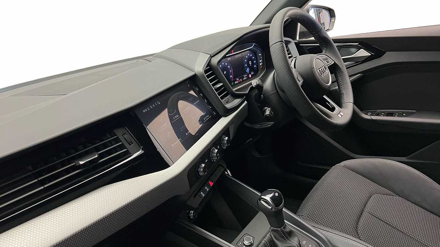 Used Audi A1 2025 for sale - 76680251: Photo 2