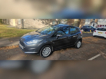 Used Ford Fiesta 2017 for sale - 76428325: Photo