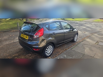 Used Ford Fiesta 2017 for sale - 76428325: Photo