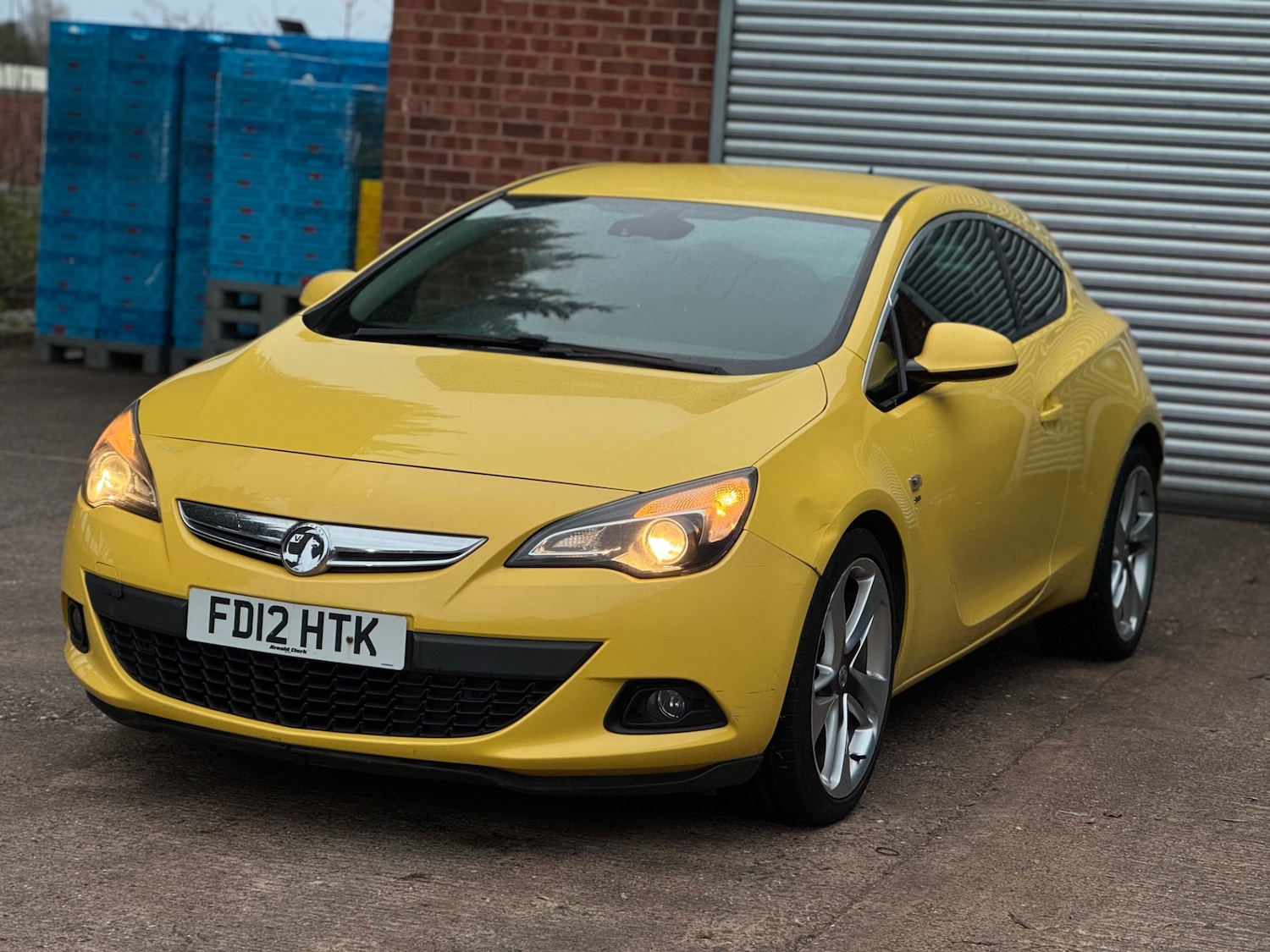 Used Vauxhall Astra GTC 2012 for sale - 77055694: Photo 3