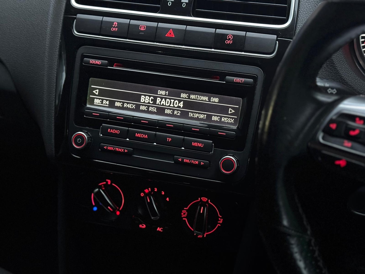 Used Volkswagen Polo 2014 for sale - 76591623: Photo 18