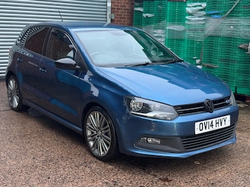 Used Volkswagen Polo 2014 for sale - 76591623: Photo