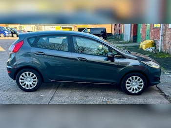 Used Ford Fiesta 2017 for sale - 76606813: Photo