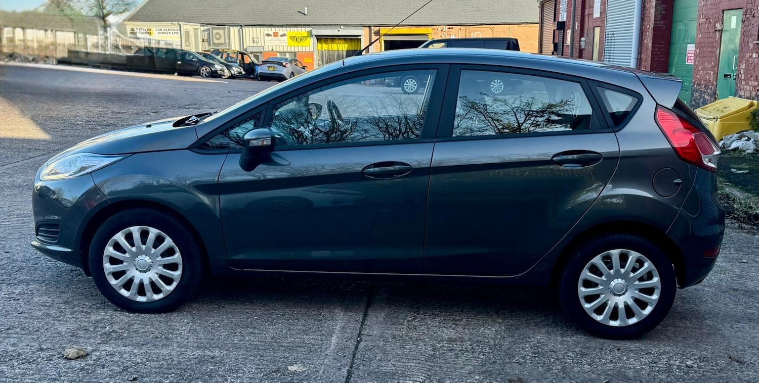 Used Ford Fiesta 2017 for sale - 76606813: Photo 4