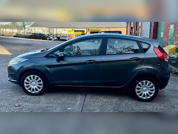 Used Ford Fiesta 2017 for sale - 76606813: Photo