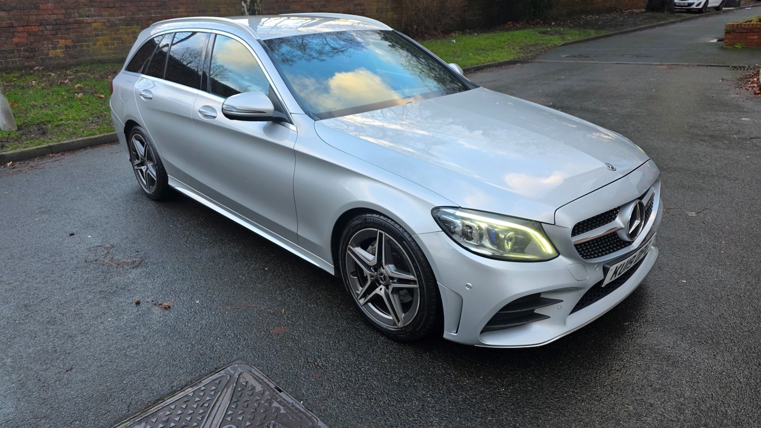 Used Mercedes-Benz C Class 2019 for sale - 77532357: Photo 2